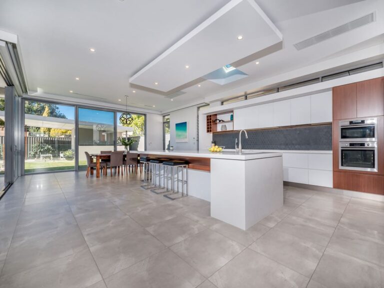Custom Home Modern Home Double Storey 13