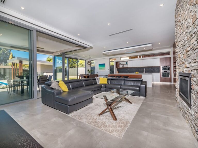 Custom Home Modern Home Double Storey 14