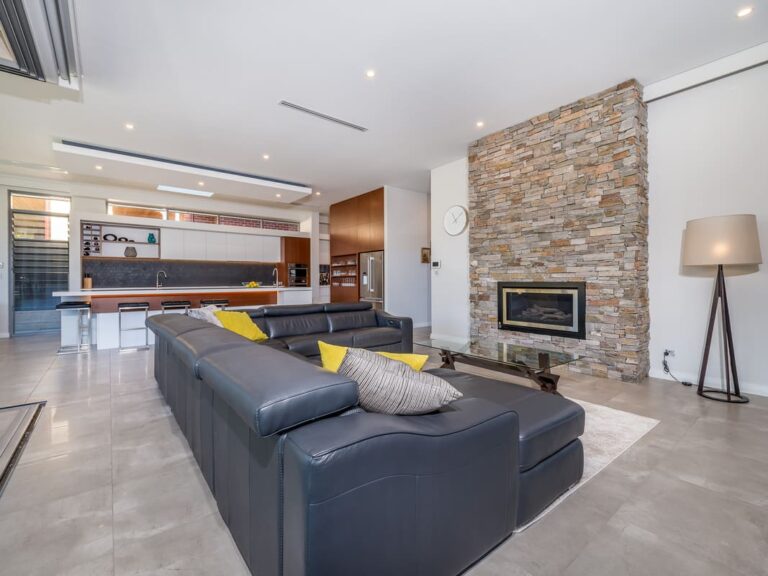 Custom Home Modern Home Double Storey 15