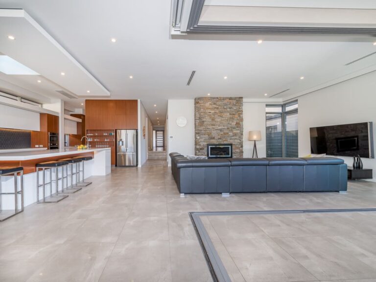 Custom Home Modern Home Double Storey 18