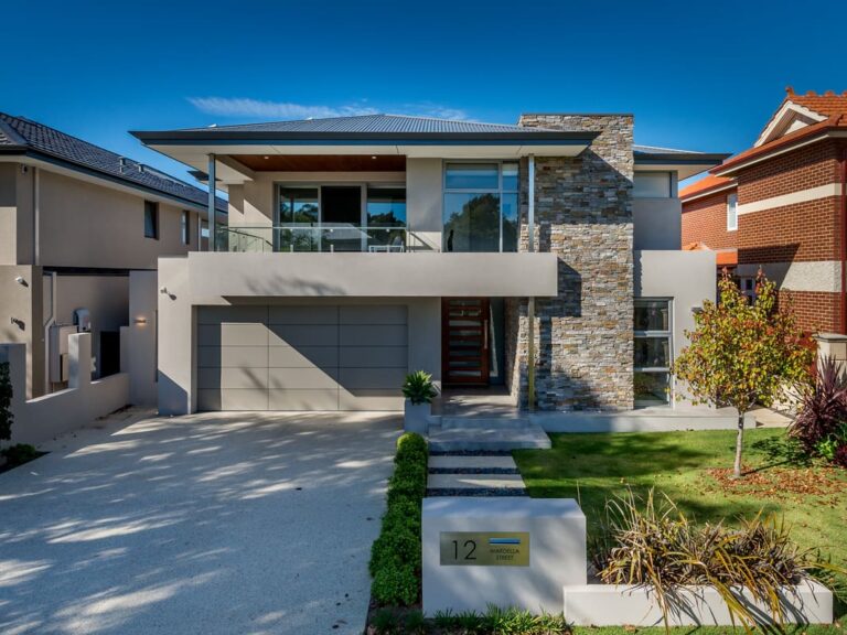 Custom Home Modern Home Double Storey 28
