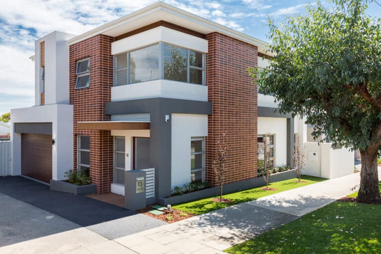 Unit Development Corner Block Double Storey 18